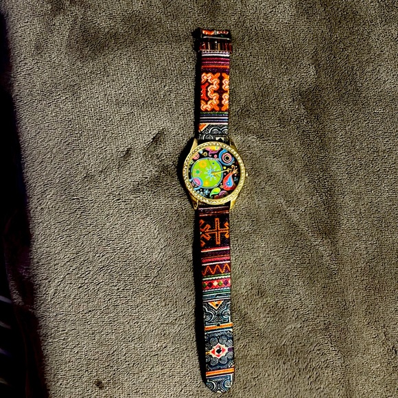 Ladies watch colourful - Picture 1 of 3